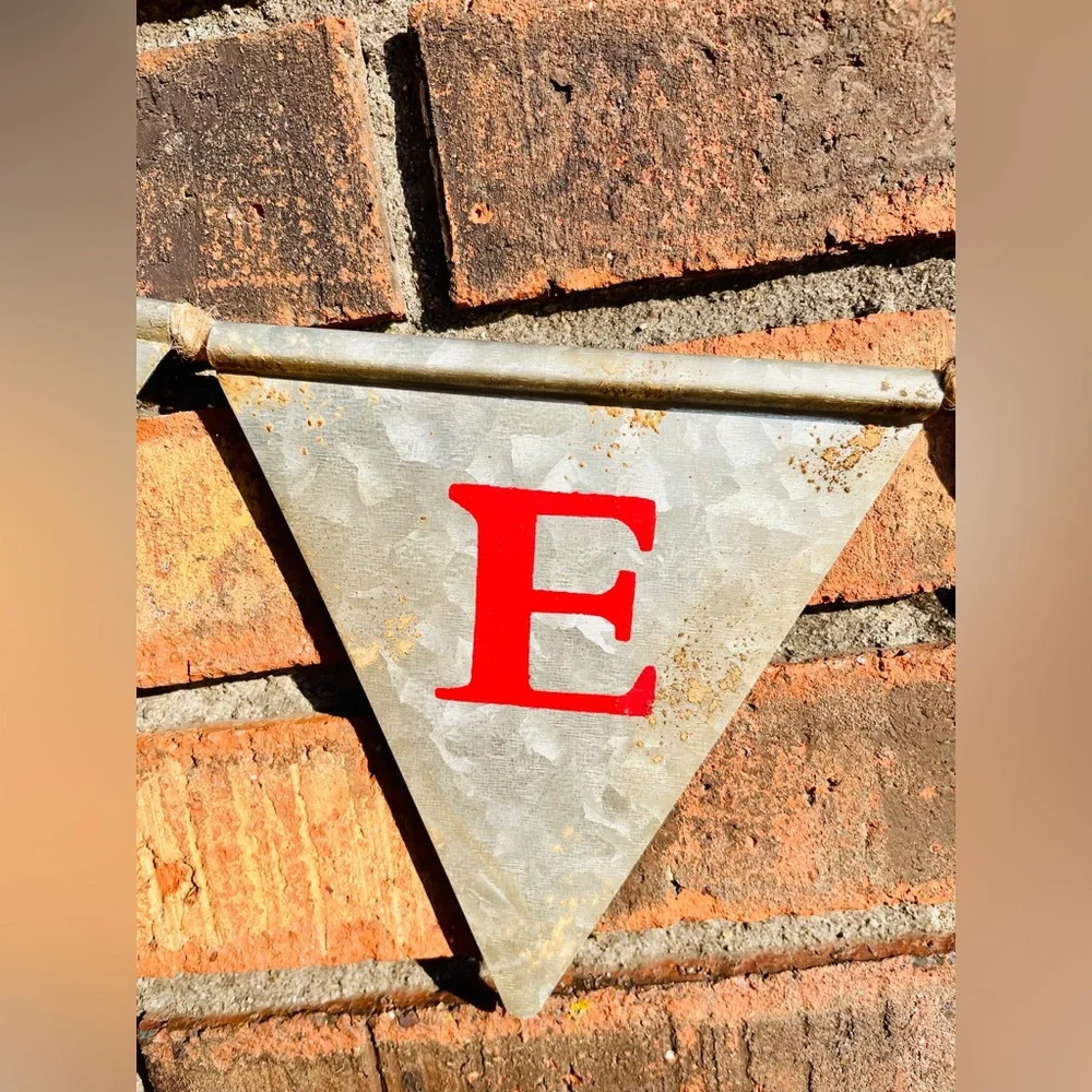 *Believe Metal Pennant Garland 45”